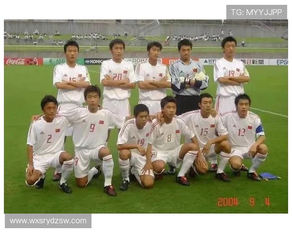 中国足球队备战亚洲杯大名单公布，国脚齐聚誓言争取佳绩