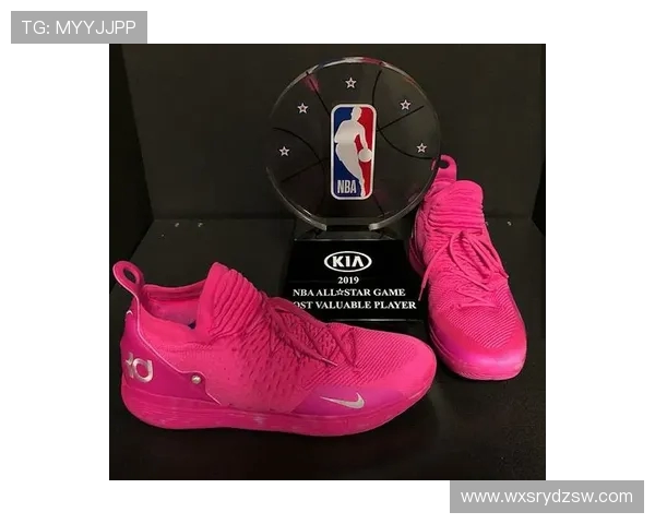 篮球明星成长之路与赛场传奇故事全纪录深度解析未来展望全面篇章 篮球明星成长之路与赛场传奇故事全纪录深度解析未来展望全面篇章