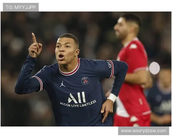 巴黎圣日耳曼迎战摩纳哥劲旅 谁能在法甲赛场占得先机 巴黎圣日耳曼迎战摩纳哥劲旅 谁能在法甲赛场占得先机