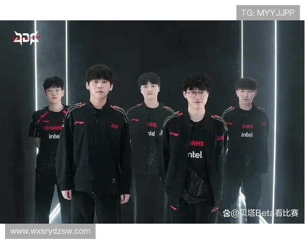 WBG鏖战JDG巅峰对决上演新篇章谁能笑到最后掀起赛场风暴 WBG鏖战JDG巅峰对决上演新篇章谁能笑到最后掀起赛场风暴