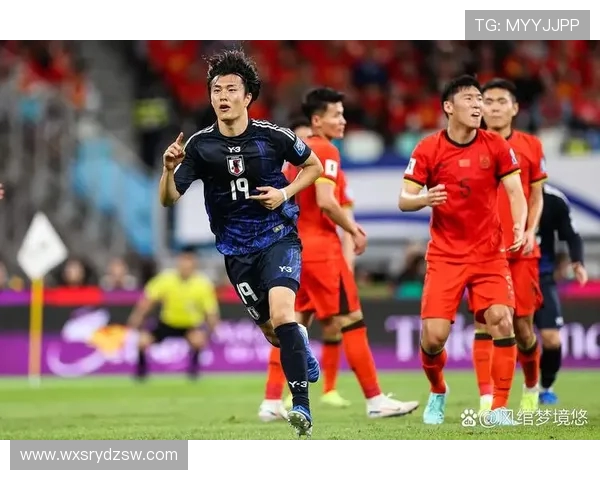 世界杯预选赛中国男足迎战日本队全力争胜力拼晋级之路