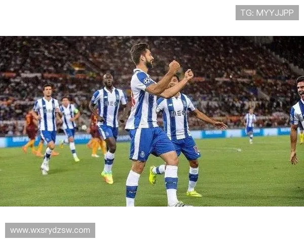 L波尔图主场迎战利物浦双方争夺欧冠小组赛关键胜利